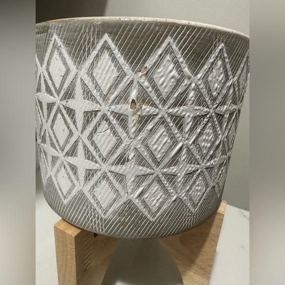 Textured Gray and White Ceramic Pots with Wooden Stands - Set of 2 - Picture 5 of 7